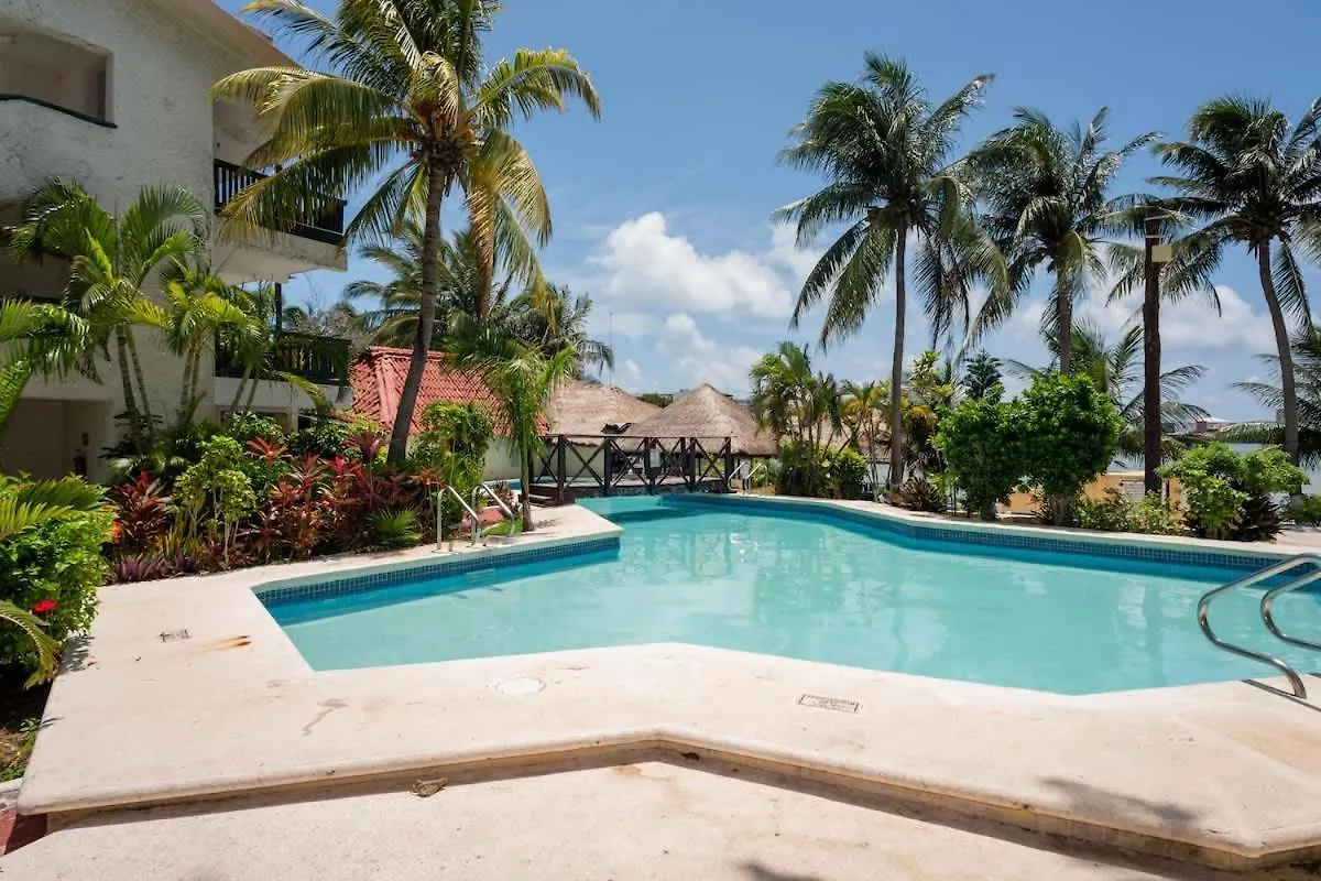 Encantador Con Vista A La Laguna Cancún
