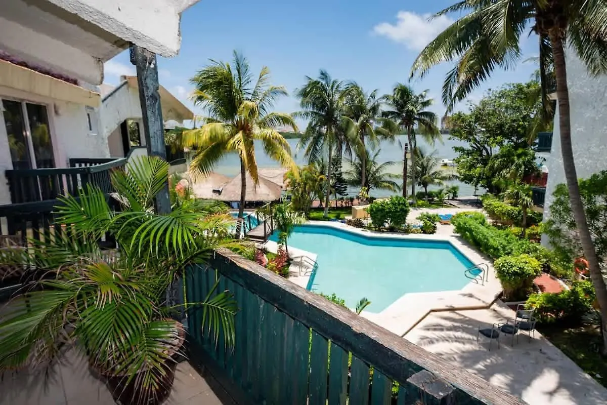 Encantador Con Vista A La Laguna Cancún Apartmán